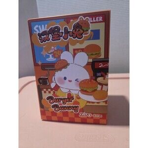 Xiaohonghu Burger Bunny Animation Collectible Figure ABS Polyester